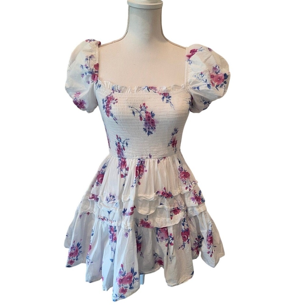 B. Darlin Dress Cotton Floral Smocked Puff Sleeve White Pink Cottagecore
Size 1